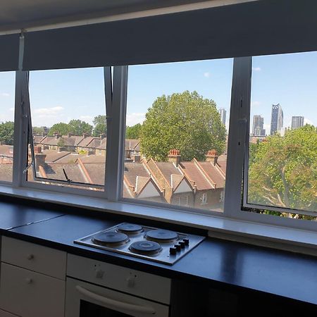 Double Room In Private Apartment Londen Buitenkant foto