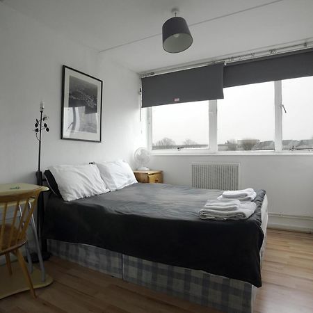 Double Room In Private Apartment Londen Buitenkant foto